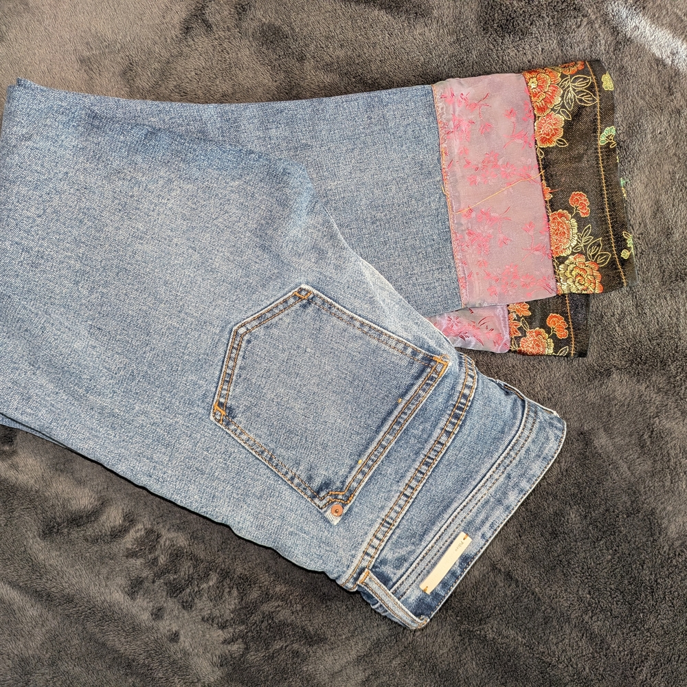 Pilcro and the Letterpress Light Blue Ankle Jeans with Decorative Floral Cuffs